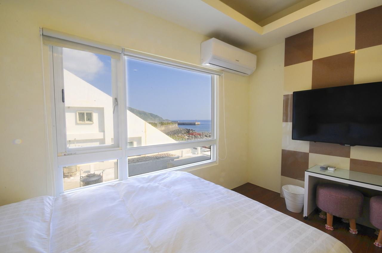 綠島 綠堤濱海旅店 Bed & Breakfast Грийн Айлънд Екстериор снимка